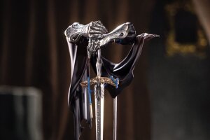 Reverse: 1999 Limepie Series PVC Statue Knight 17 cm