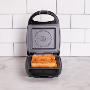 Pokemon Sandwichmaker Pokéball