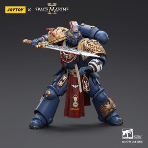Warhammer 40,000: Space Marine 2 Actionfigur Ultramarines Relic Primus Armourwith Plasma Pistol and Combat Blade 13 cm