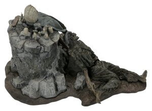 Friday the 13th: The Game Diorama Pamela Shrine