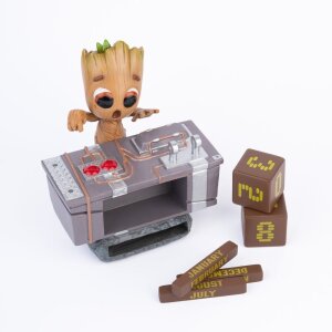 Marvel 3D Ewiger Kalender Groot Death Button 12 cm