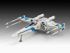 Star Wars The Mandalorian and Grogu Revell Model Set...