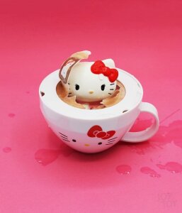 Sanrio Squishy Figuren Hello Kitty Cappuccino Display (8)