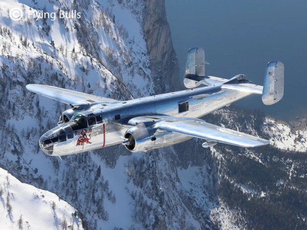 Flying Bulls Revell Modellbausatz North American B-25J Mitchell