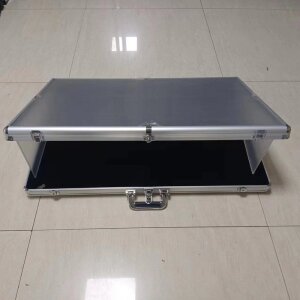 Evoretro Display Koffer 91 x 61 cm Silber
