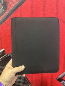 Evoretro Topload Album 2x2 160 Karten Schwarz 24,4 x 19,1 cm